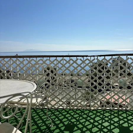 3 Pieces Pietranera * San-Martino-di-Lota