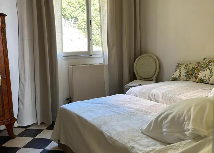 Apartment 3 Pieces Pietranera